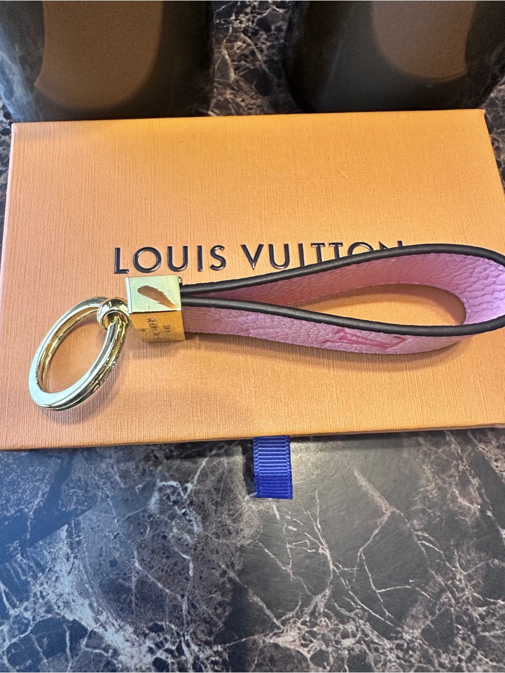 Louis Vuitton Pink Monogram Leather Key Ring with Gold Hardware - Picture 3 of 5